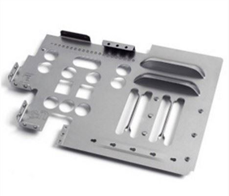 板金のスタンピング